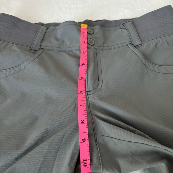 Title Nine Clamber Shorts Women’s Gray, size 4 - Picture 12 of 13